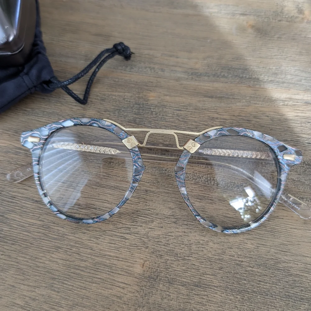 NWB Krewe St. Louis Optical Como + Crystal 18K